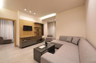 The Residence 649 - 2