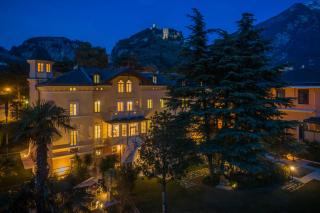 Villa Italia Luxury Suites and Apartments - Arco - 8