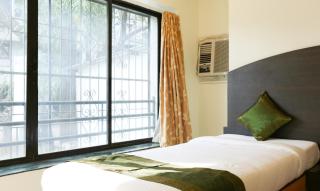 Itsy Hotels Hill View Ex - Pune - 3