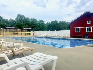 Inn at Kampfires - Dummerston Center - 1