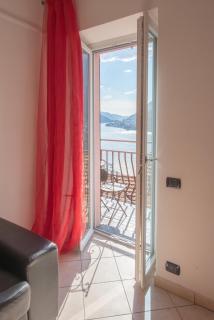Pinky House - Nesso - 1