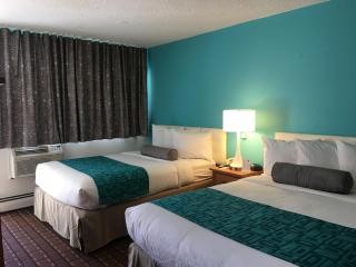 Howard Johnson by Wyndham Colorado Springs - Colorado Springs - 1