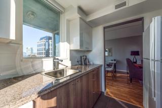 Carmana Hotel & Suites - 4