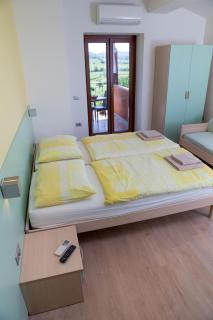 Zoi Apartments - Dobrovo - 4