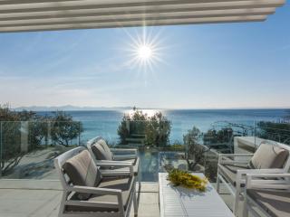 Luxurious Villa in Kozino with Fenced Garden - Kožino - 5