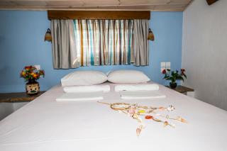 Haus Niko Apartments and Suites - Nea Potidaea - 4