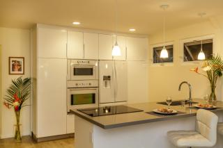 Three Tables Retreat - 9