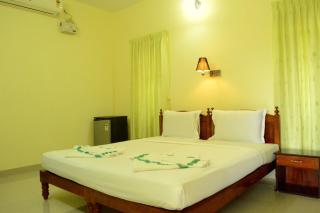 Ganesh Ayurveda Holiday Home bed and breakfast - Kovalam - 5