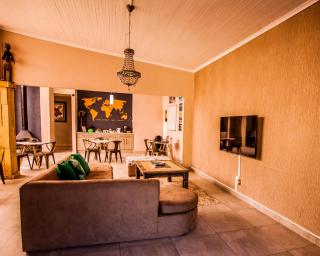 The Russel Guest House - 5