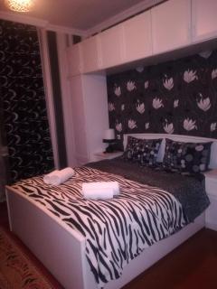 Nikoloz Guesthouse - 1