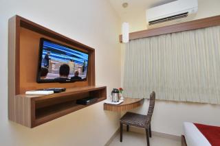 La Sara Comforts - Bangalore - 3