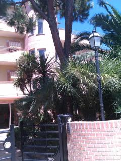 Hotel Rivadoro-Spiaggia ombrellone e lettini-Piscina-Parcheggio - 8