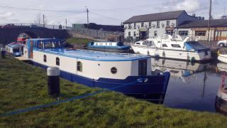 Roisin Dubh Houseboat - 0