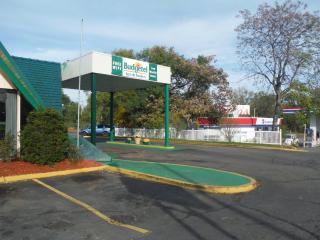 Budgetel Inn & Suites Hotel - 3