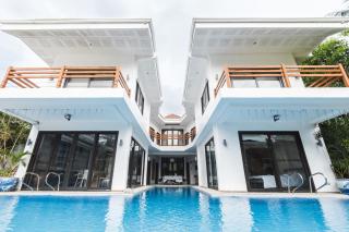 The Whitehouse by the Sea - Panglao - 0