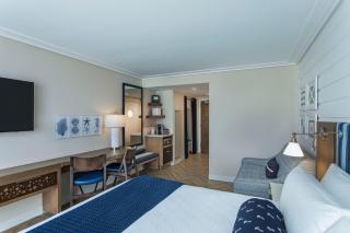 Hutchinson Shores Resort & Spa - 1