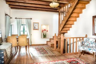 Two Stone Homes Asteria - 4