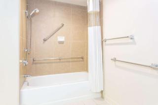Baymont by Wyndham Cincinnati Sharonville - Sharonville - 7