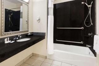 Baymont by Wyndham Henderson - Henderson - 1