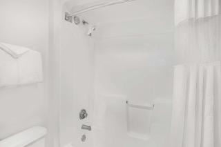 Baymont by Wyndham Janesville - Janesville - 4