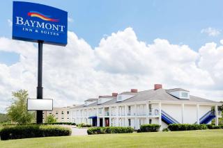 Baymont Inn & Suites by Wyndham Grenada - Grenada - 9