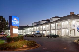 Baymont by Wyndham Hickory - Hickory - 9