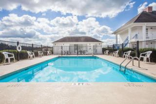 Baymont by Wyndham Hickory - Hickory - 3