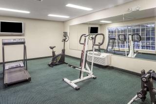 Baymont by Wyndham Hickory - Hickory - 1