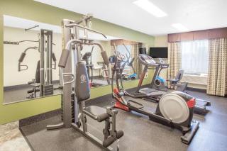 Baymont by Wyndham Holland - Holland - 4