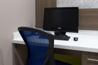 Baymont by Wyndham Bryan College Station - 4