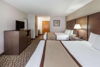 Baymont by Wyndham Auburn - Auburn - 1