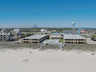 Buccaneer Inn - St. George Island - 2