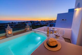 White Harmony Suites - Megalochori - 4