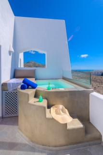 White Harmony Suites - Megalochori - 3
