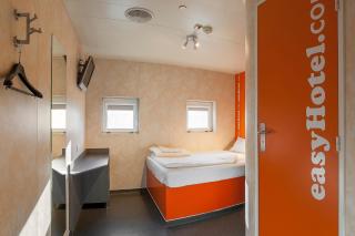 easyHotel Budapest Oktogon - Budapest - 3