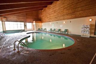 Cove Point Lodge - Beaver Bay - 8