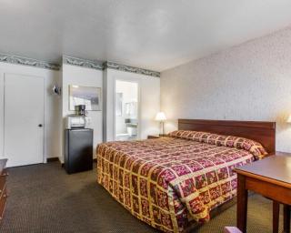 Monterey Fairgrounds Inn - Monterey - 5