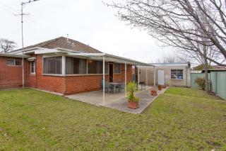 Red Brick Beauty - Central Cottage - Albury - 8
