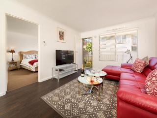 Understated Elegance Affordable Luxury - Albury - 0