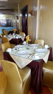 Hotel Hangtuah - Padang - 8