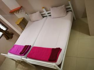Ricos Honey Place Guesthouse - Bangkok - 8