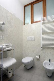 Primo Piano Guesthouse - Bari Policlinico - Bari - 3