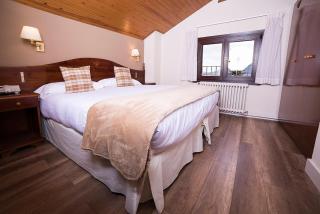 Hotel Roca - Alp - 3