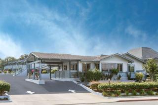 Ramada by Wyndham Monterey - Monterey - 0