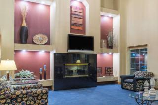 Ramada by Wyndham Springfield North - Springfield - 9