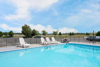 Ramada by Wyndham Flagstaff East - Flagstaff - 9