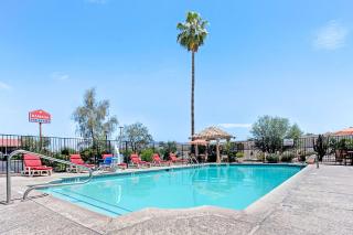 Days Inn by Wyndham Tucson City Center - Tucson - 8
