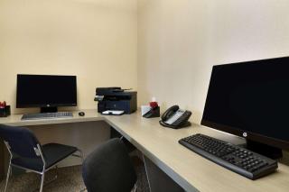 Ramada by Wyndham Nanaimo - 3