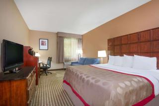 Ramada by Wyndham Columbus North - Westerville - 4