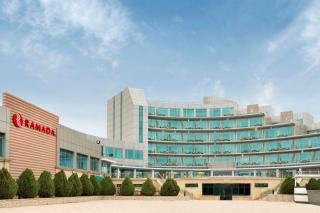Ramada by Wyndham Baku - Baku - 3